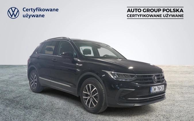 Volkswagen Tiguan cena 127900 przebieg: 30500, rok produkcji 2021 z Drohiczyn małe 277